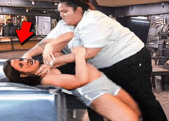 BREAKING NEWS: ASHLEY GOLD PUNC:HED LES GOLD ON THE FACE!