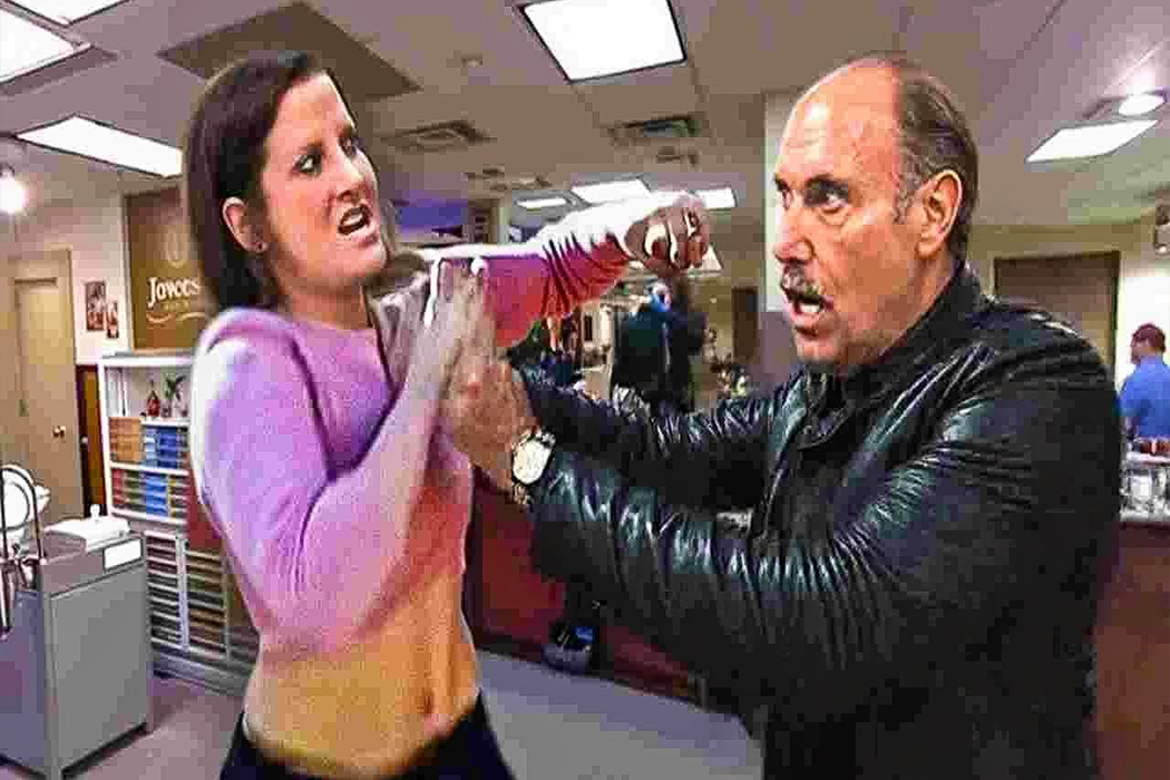 2 MINS AGO: Les Gold PUNCHES Ashley Gold During HEATED Argument | Hardcore Pawn