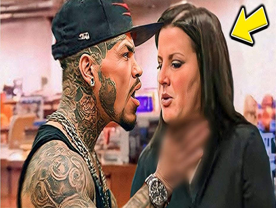 BREAKING NEWS: ASHLEY GOLD PUNC:HED LES GOLD ON THE FACE!