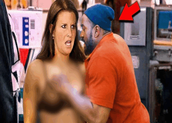 Customer KNO:CKS OUT Ashley Gold During HEA:TED Argu:ment | Hardcore Pawn