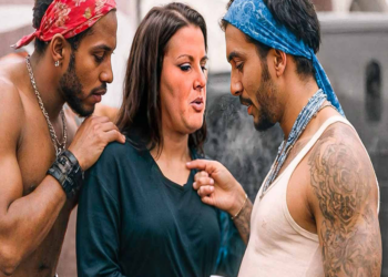 Ashley Gets Her JA:W Rocked By Karen On Hardcore Pawn